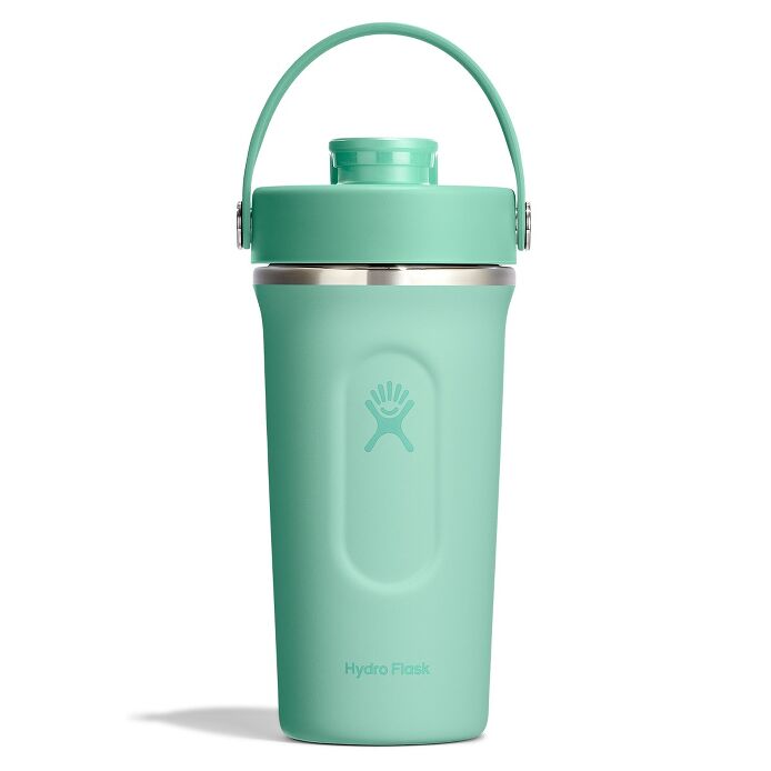 24 oz (710 ml) Insulated Shaker Bottle