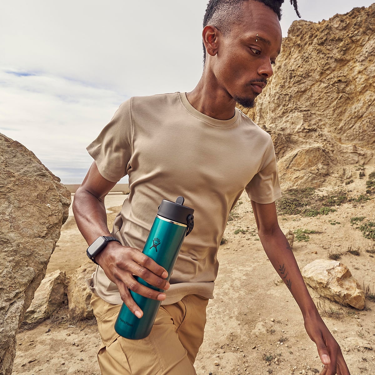 32 oz (946 ml) Lightweight Flex Straw Bottle Bild der Registerkarte „Details“.